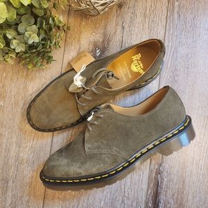 🆕️ DR. MARTENS Smiths Suede Dress Shoes
